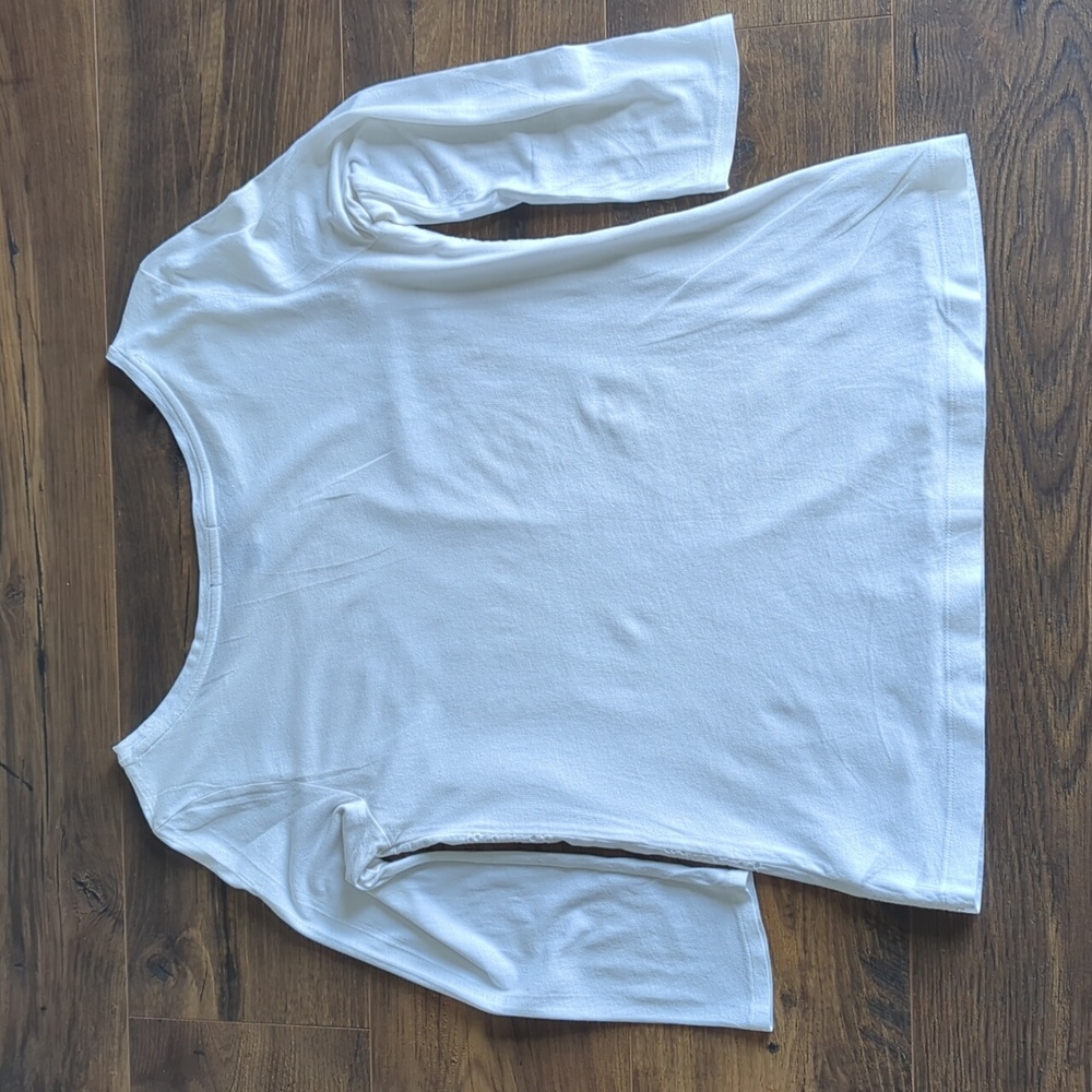 Gap Lace Eyelet Front Top - Picture 15 of 17